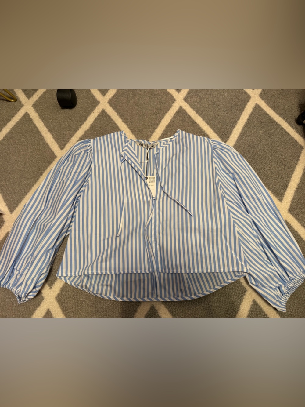 Zara Light Blue and White Striped Button-Up Shirt